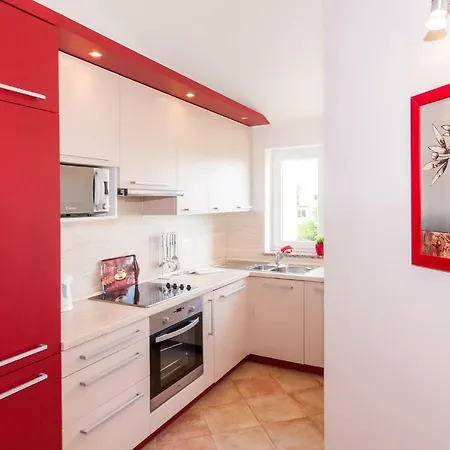 Symphonie Apartment Porec